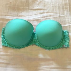 VS PINK Strapless Push-up Bra